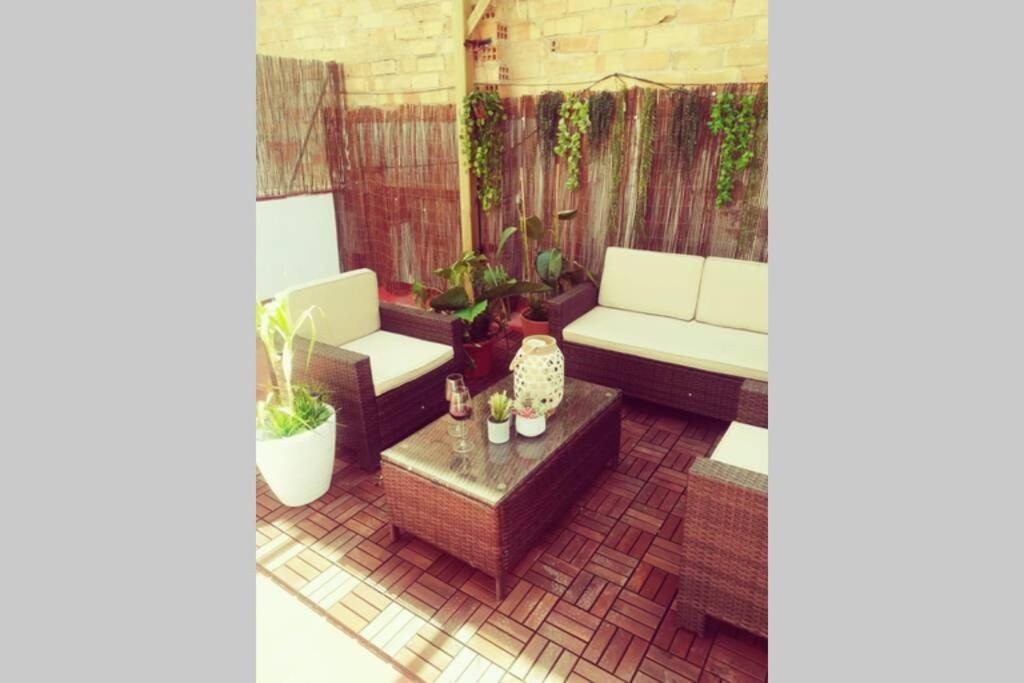 M3 Terrace. Cool Apartment 15 Min Center By Metro Есплугес де Лобрегат Екстериор снимка