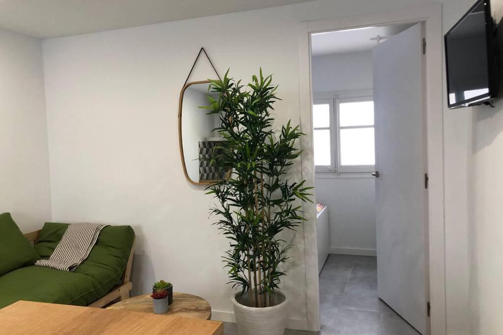 M3 Terrace. Cool Apartment 15 Min Center By Metro Есплугес де Лобрегат Екстериор снимка